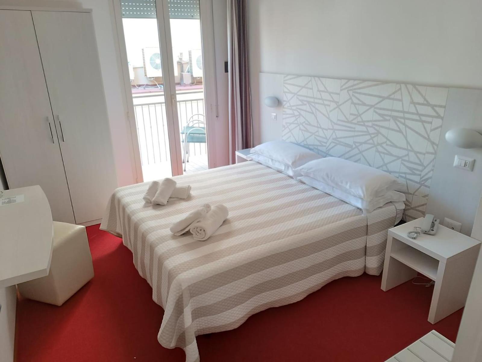 Hotel Berenice Rimini Eksteriør billede