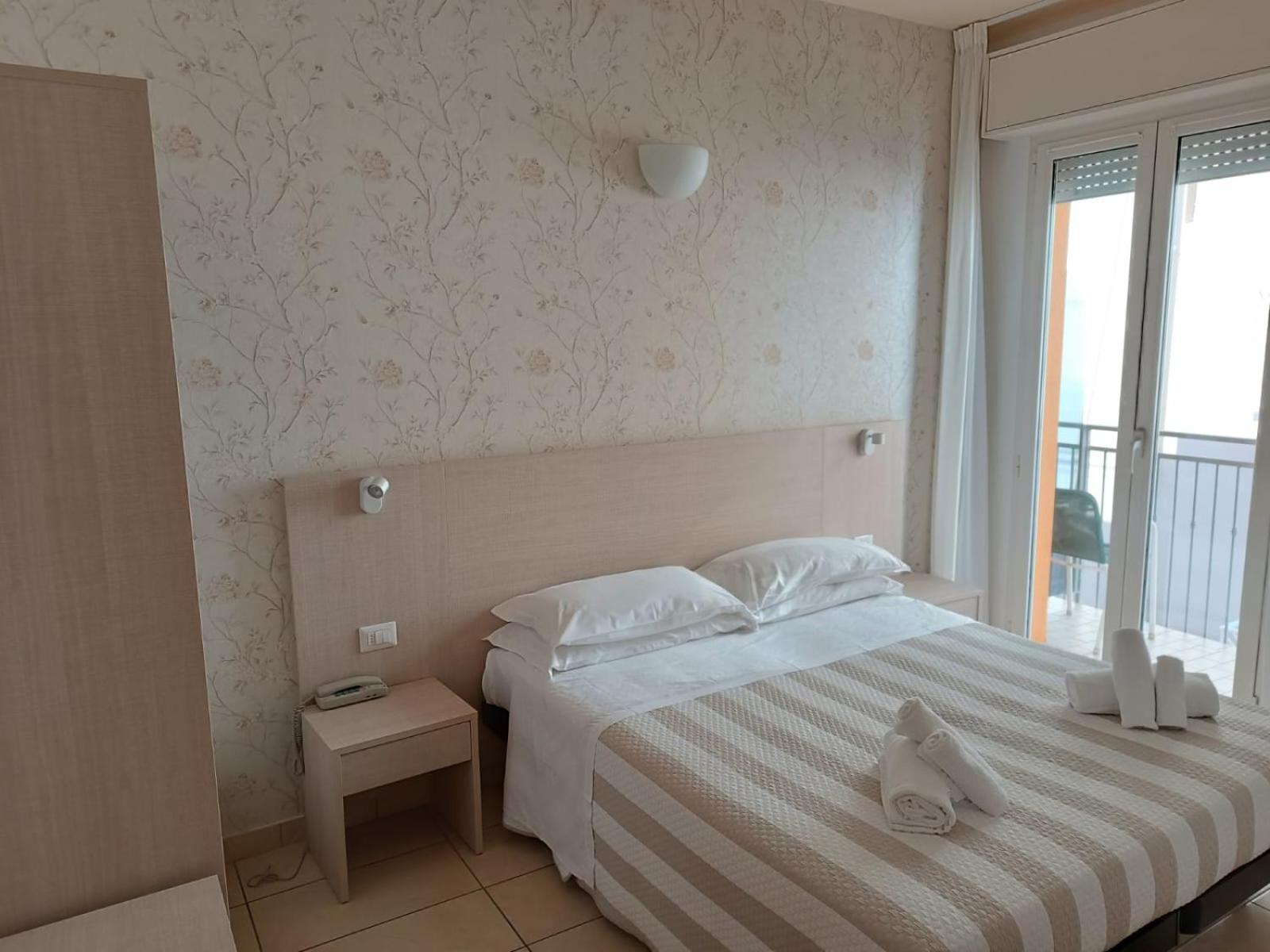Hotel Berenice Rimini Eksteriør billede