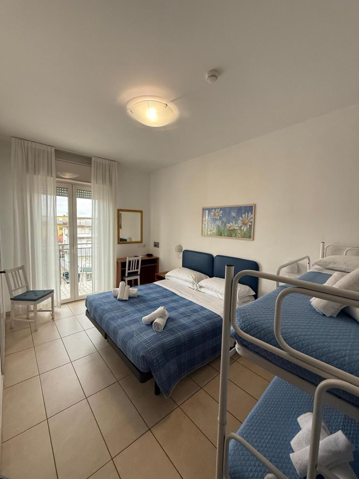 Hotel Berenice Rimini Eksteriør billede