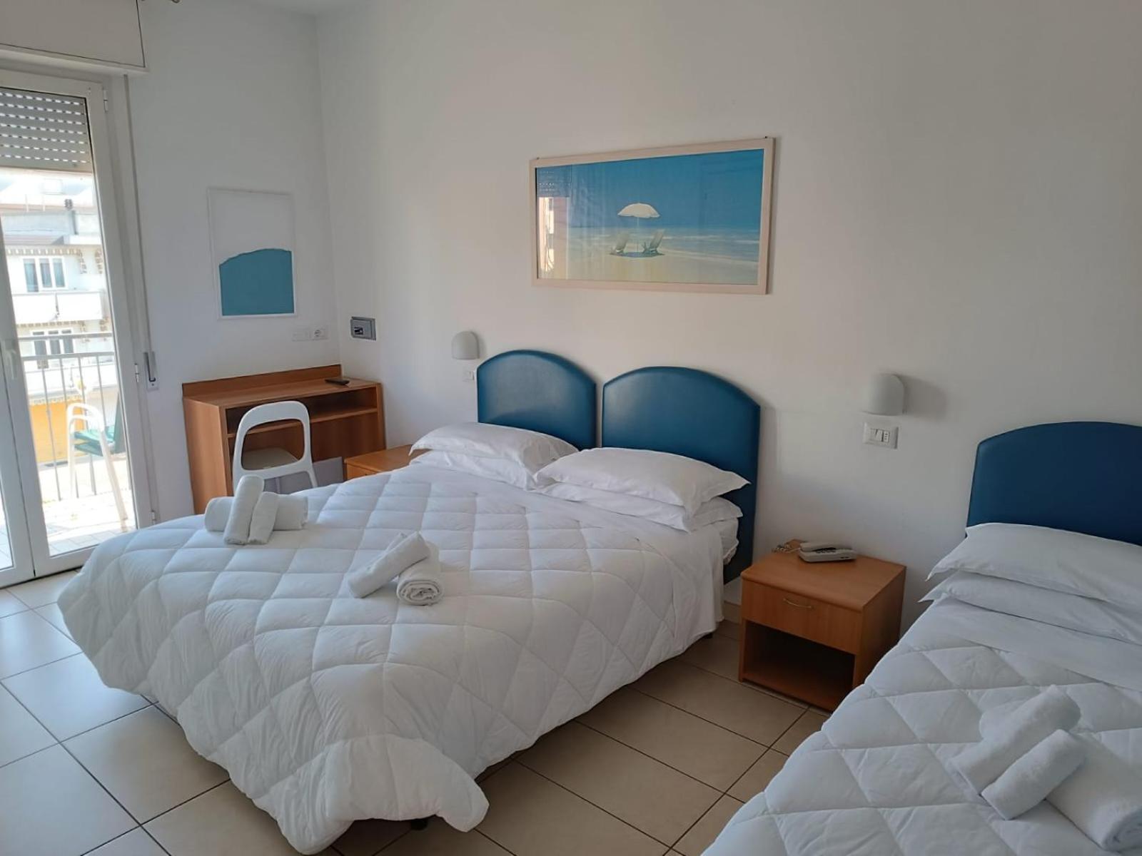 Hotel Berenice Rimini Eksteriør billede
